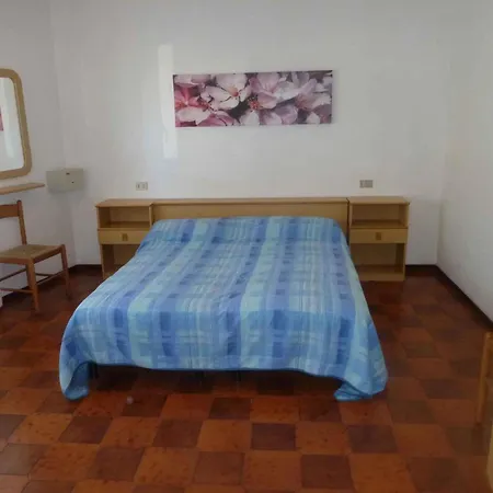 In 48302 Διαμέρισμα